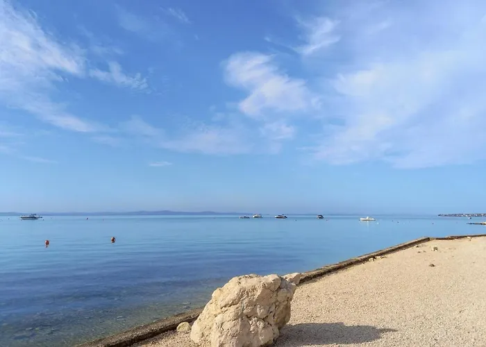 Apartment By The Sea - 23753