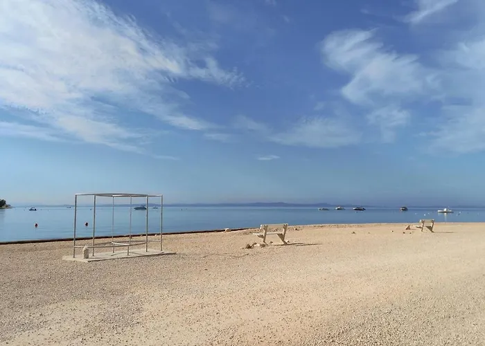 By The Sea - 23753 * فير